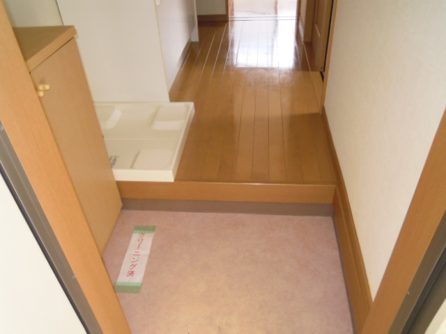 Entrance. Same property reference photograph