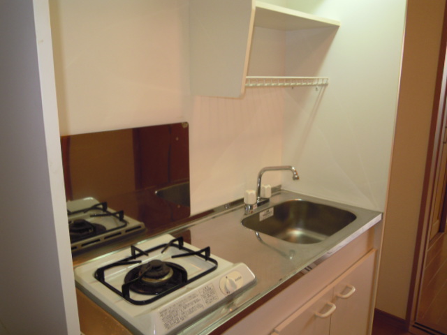 Kitchen. Same property reference photograph