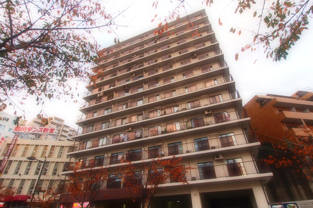 Local appearance photo. Local (11 May 2013) Shooting