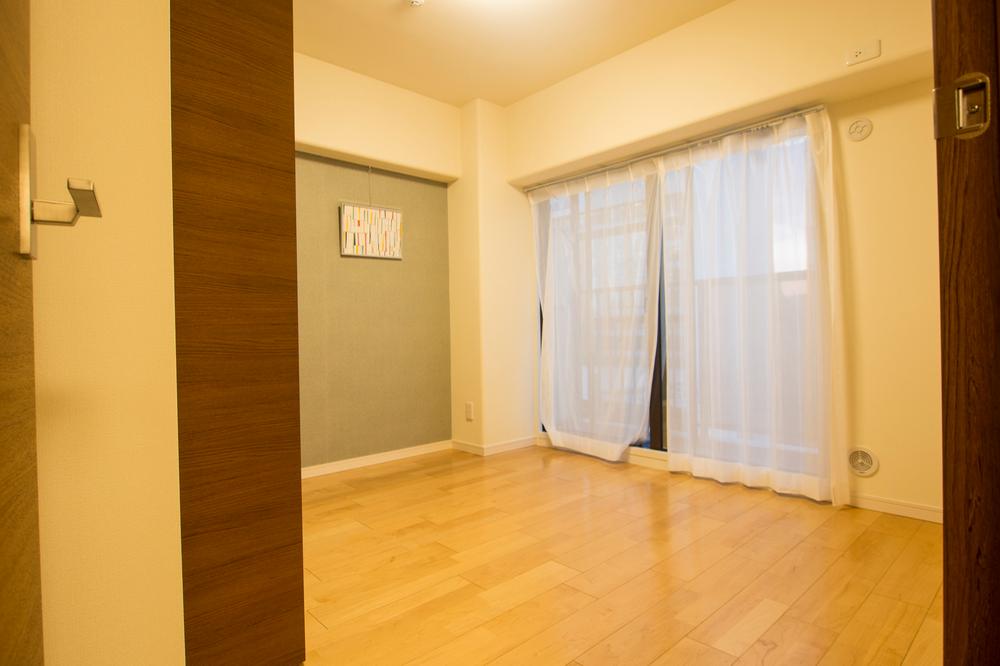 Non-living room. Indoor (11 May 2013) Shooting