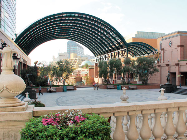 Surrounding environment. Ebisu Garden Place (a 25-minute walk / About 1930m)