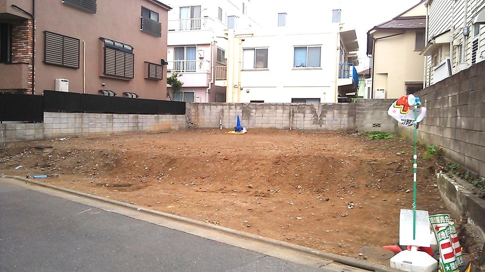 Local appearance photo. Currently is vacant lot (10 May 2013)