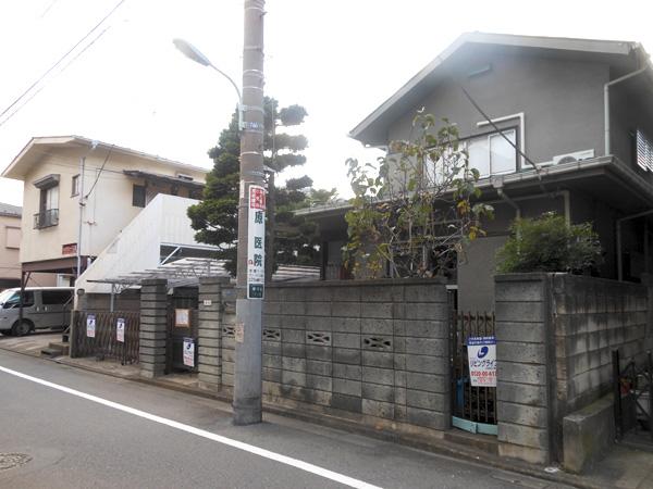 Local photos, including front road. Local (2013 November shooting)