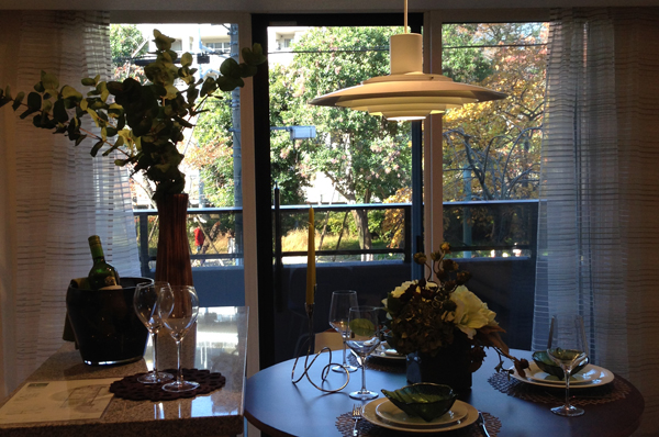 living ・ Green is visible from the dining (A type)