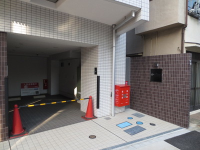 Other common areas. Entrance