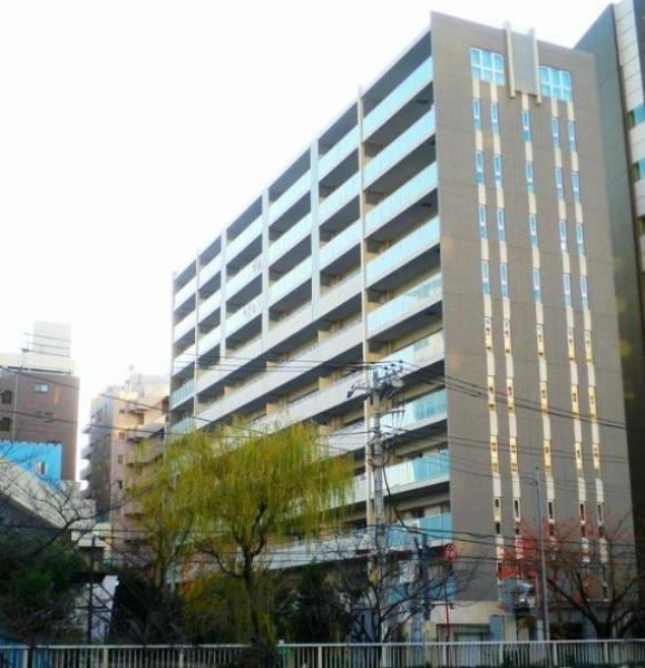 Local appearance photo. Reinforced concrete 11-storey apartment