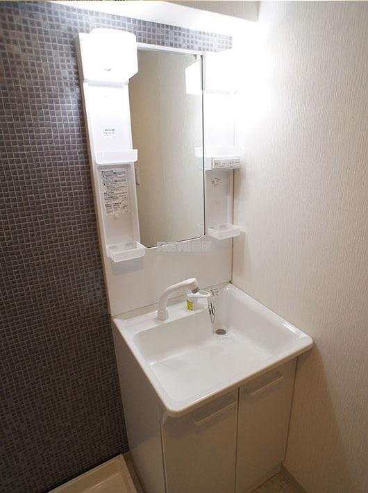 Wash basin, toilet. Bathroom vanity