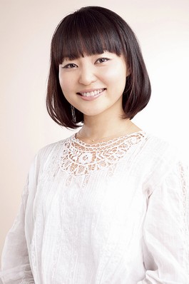  [Food Authority] Yuki Aoyama / Through the cooking house beauty industry, 2005, Open Kyoto Obanzai ya "blue house". Taking advantage of the knowledge of the beauty and Health Food, Publication of the recipe book, Product development of the company, Recipe provided by, Cafe menu Produce, It has also conducted lectures