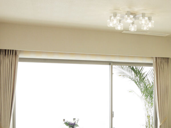 Interior.  [Curtain box] Living-dining ・ Is the opening of the Western-style becomes the basic of interior, It established the curtain box made inconspicuous curtain rail. (Adopted point varies depending on the type)