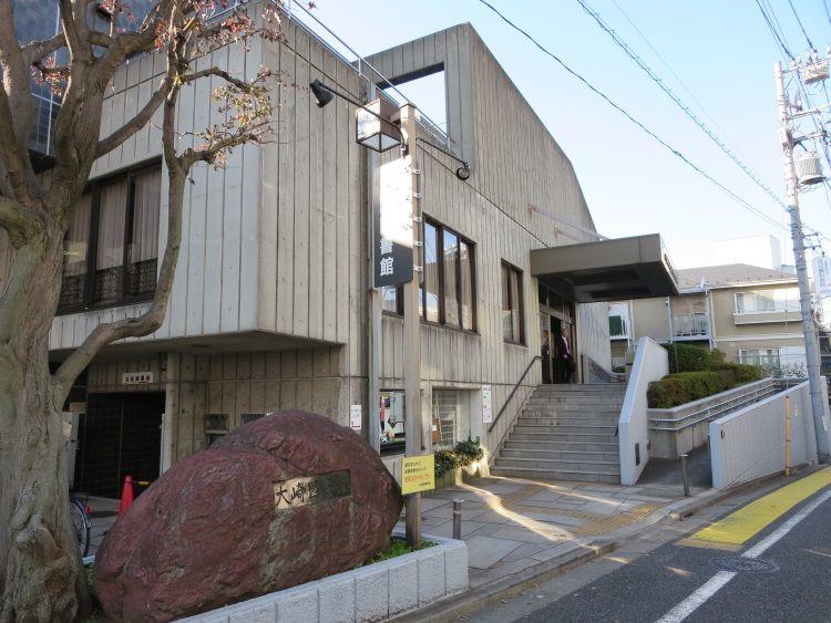 library. 735m caption to Shinagawa Ward Osaki Library