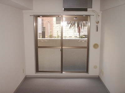 Living and room. Room 1