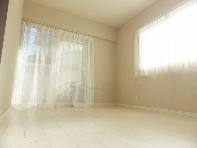 Non-living room