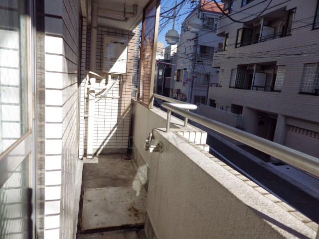 Other common areas. Balcony