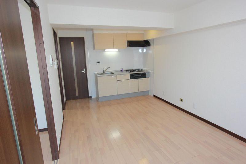 Living. Whole of introspection of living