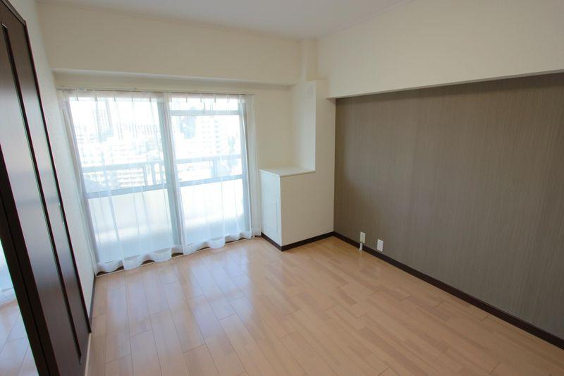 Non-living room. Western-style 6 Pledge