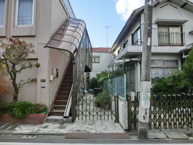 Local land photo. Local (12 May 2013) Shooting