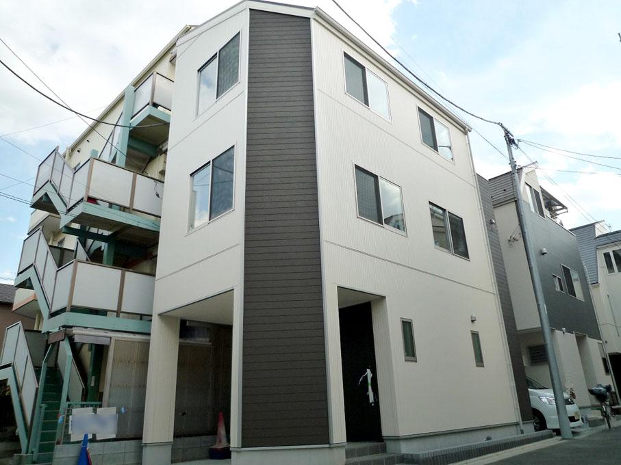 Rendering (appearance). Brethren appearance construction cases