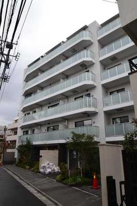 Local appearance photo.  [Building appearance] Beautiful appearance of the tiled.