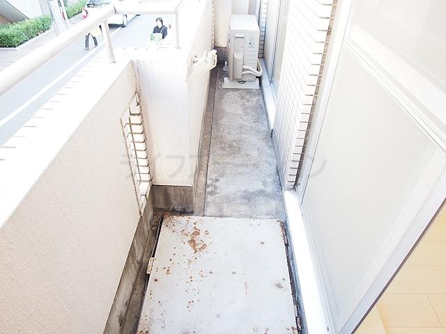 Balcony. Local (December 13, 2013) Shooting