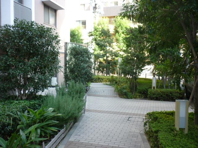 Shinagawa-ku, Tokyo Minamioi 3