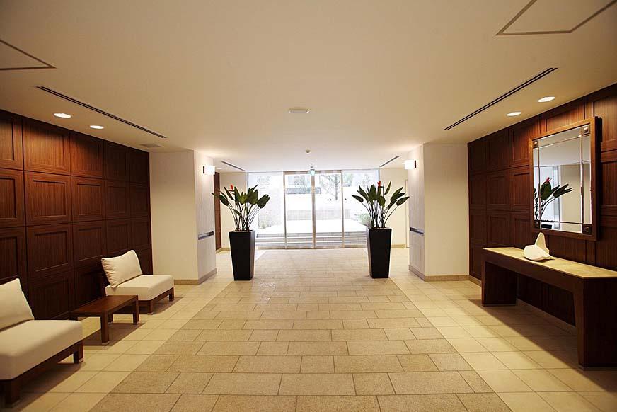 Entrance. Common areas ・ Entrance hall