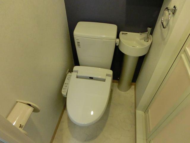 Toilet