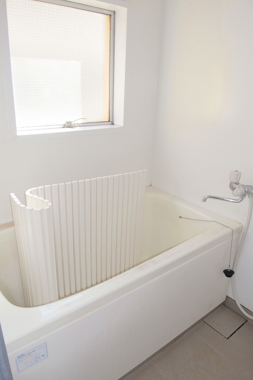 Bath. With reheating function