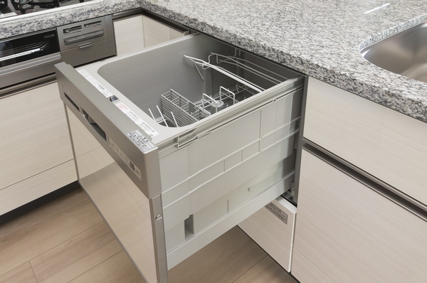 Dishwasher is encouraging of Mrs. us to support the tedious housework ally. There is also an effect on water conservation