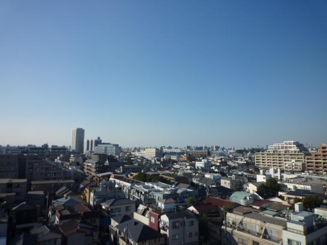 View photos from the dwelling unit. View from the site (November 2013) Shooting