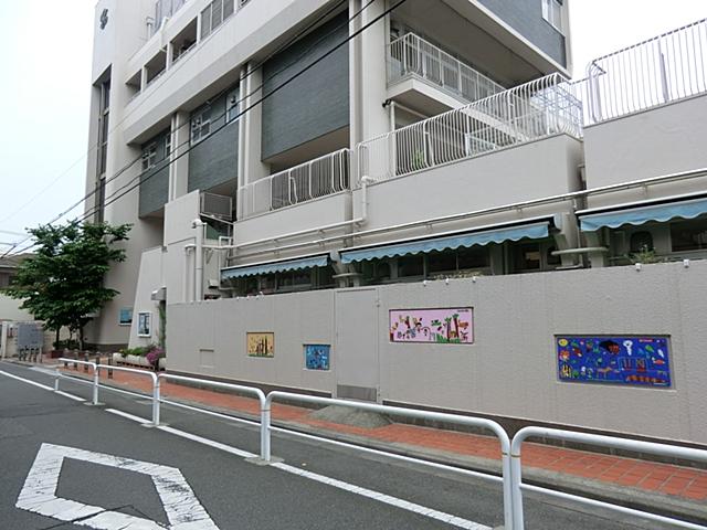 kindergarten ・ Nursery. 450m to Shinjuku Ward Nishiochiai nursery