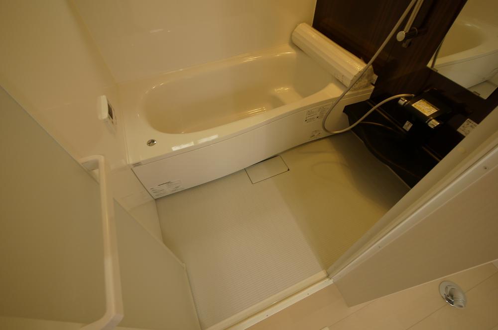 Bathroom. Indoor (September 2013) Shooting