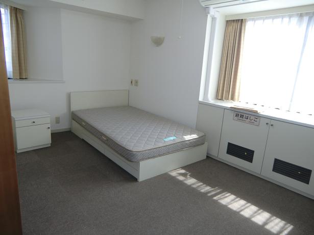 Living and room. reference