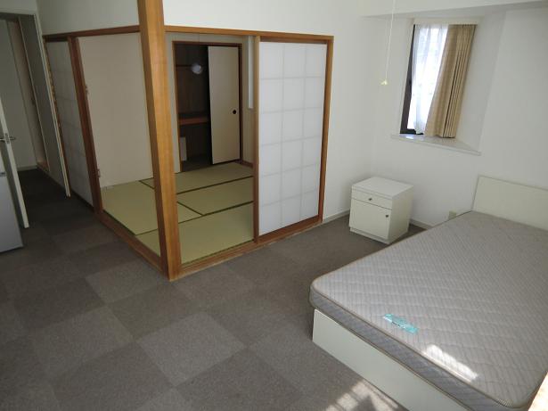 Living and room. reference