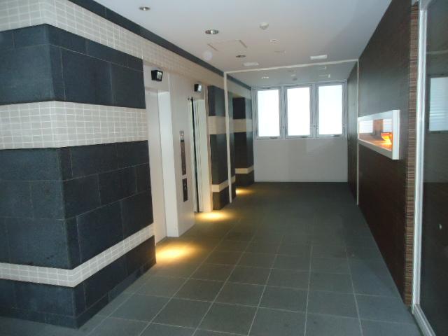 Other common areas. Common areas (elevator - Hall)