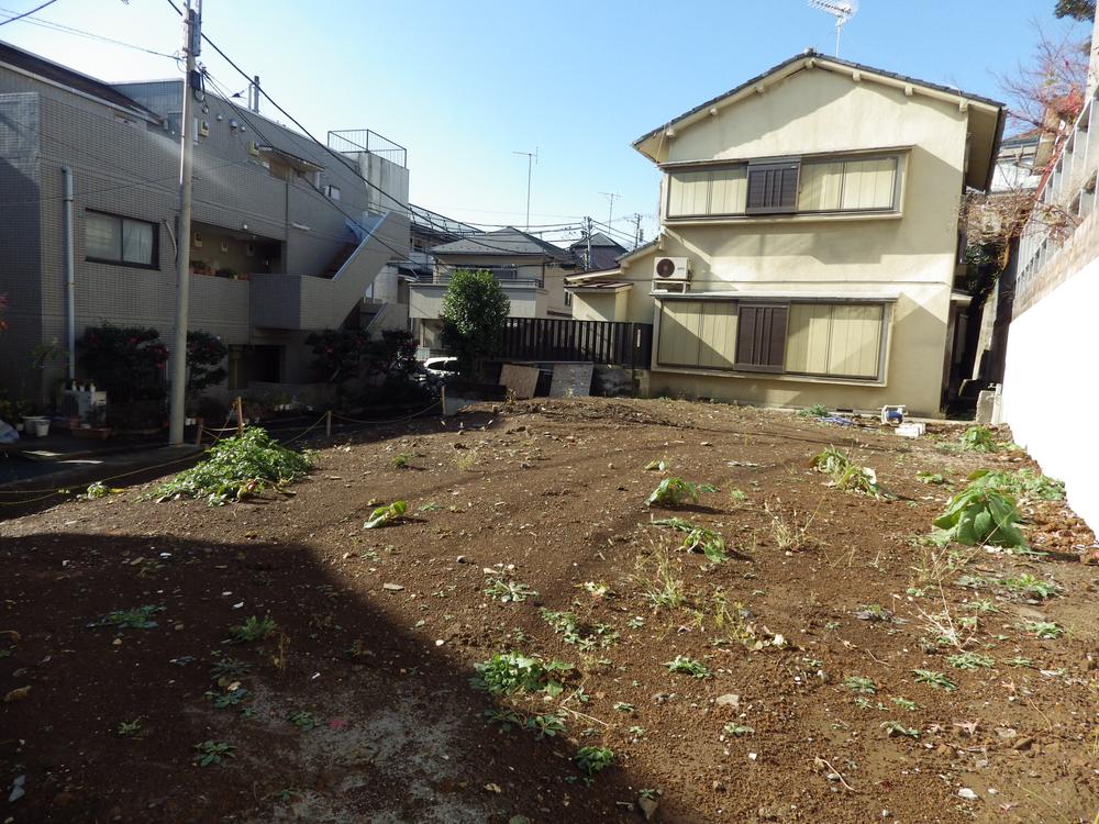 Local appearance photo. Local (12 May 2013) Shooting