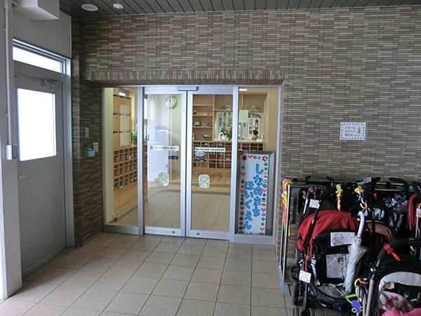 kindergarten ・ Nursery. Shinanomachi 290m to nursery school