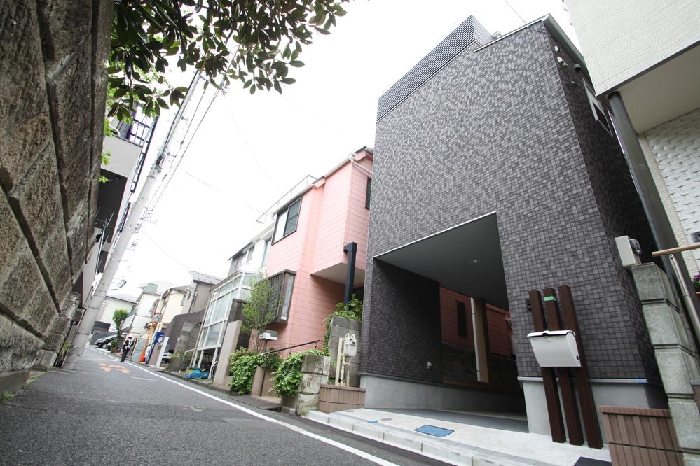 Local appearance photo. Local (April 2013) Shooting It is the appearance of calm and quiet.