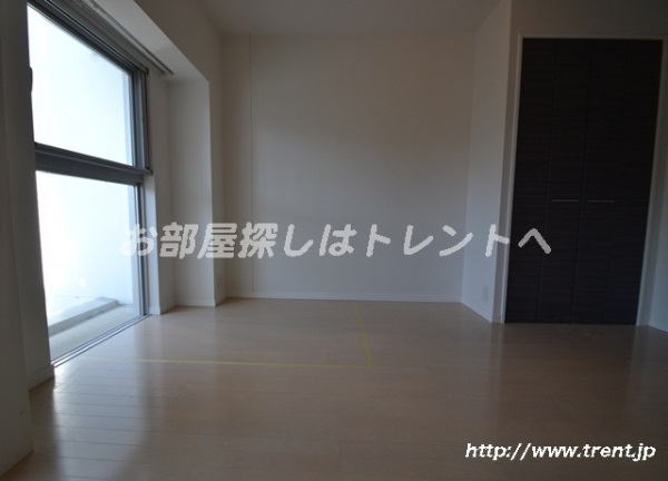 Living and room. It is a reference photo of the second floor of 1LDK type of the same building.