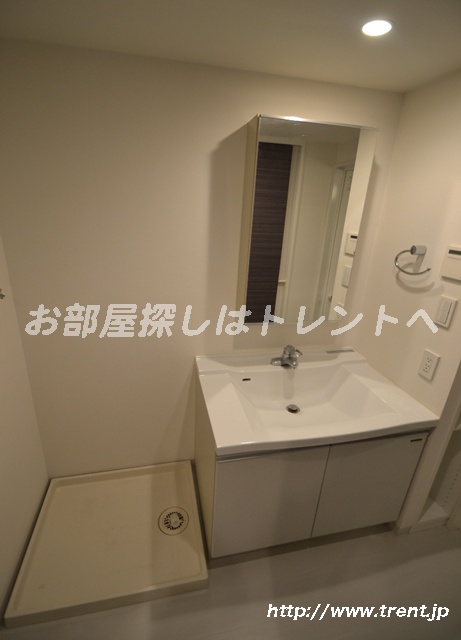 Washroom. It is a reference photo of the second floor of 1LDK type of the same building.