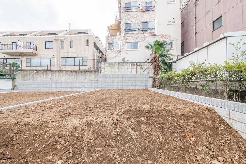 Local appearance photo. Local (12 May 2013) Shooting There are many close to commercial premises life flights is good ☆