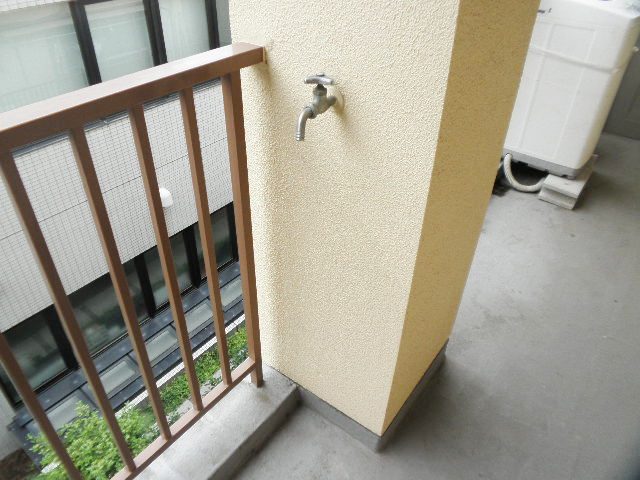 Other Equipment. Washing machine to here