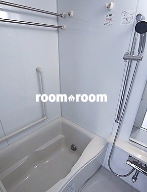 Bath. Reheating, With bathroom dryer