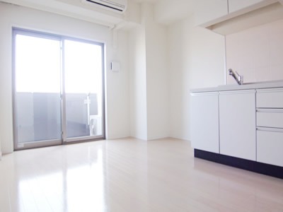 Living and room. LL45 grade flooring