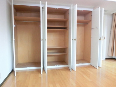 Receipt. Baggage is also a lot of fits