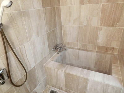 Bath. Beautiful bathtub