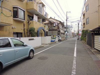 Other. 1m to the building before the road (Other)