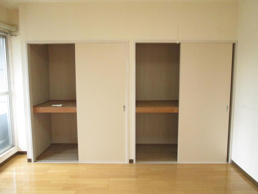 Receipt. Plenty of storage