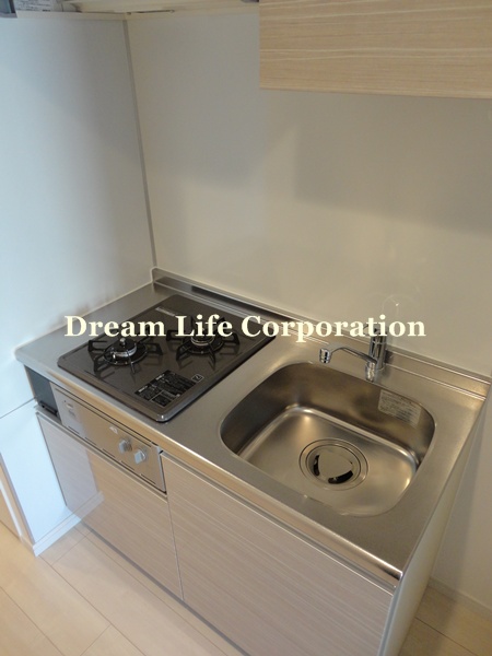 Kitchen. ※ In fact the we use the photos in the same building may be different.