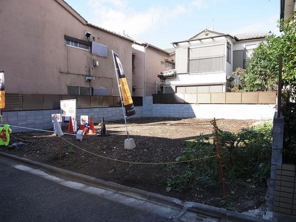 Local land photo. Contact us by a lot of area "Nishiochiai", It is a two-compartment introduction of land. In rare area, You can build the hope of your house. 