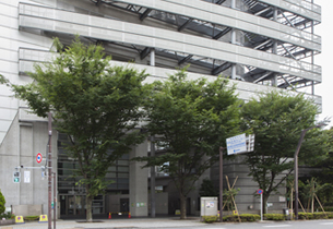 Surrounding environment. Yotsuya Kumin Hall (about 530m / 7-minute walk)